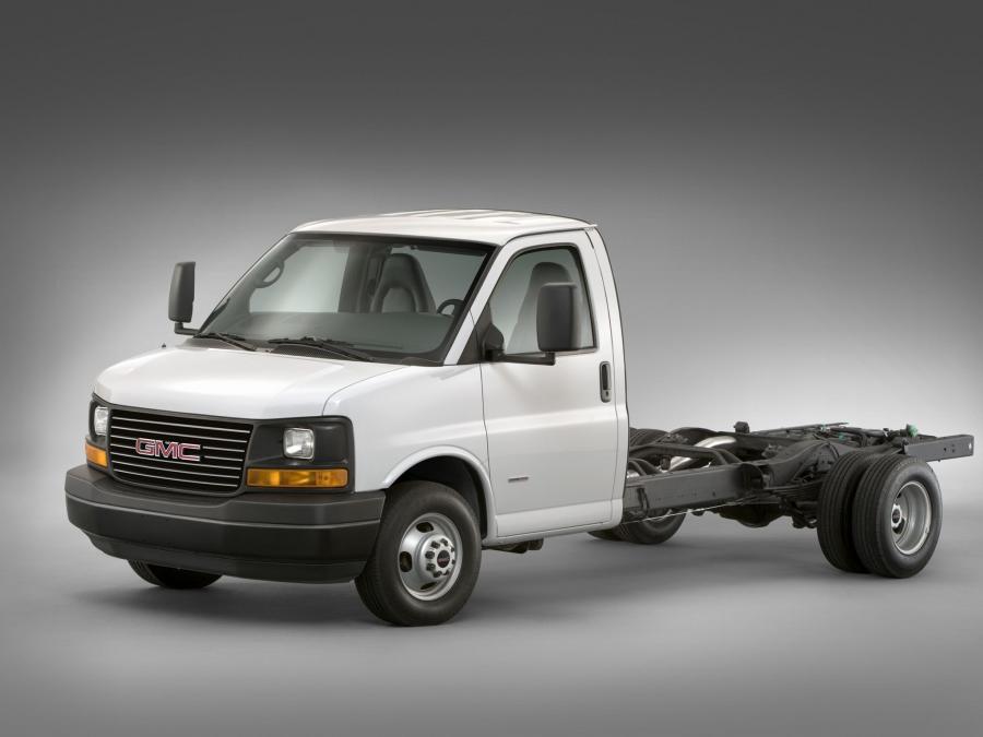 GMC Savana 4500 Cutaway Van '2008